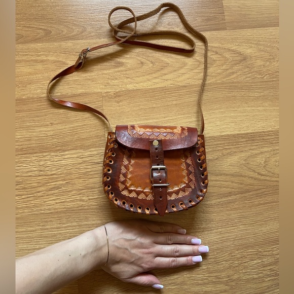 Vintage Hand-tooled Leather Mini Bag - Picture 8 of 12